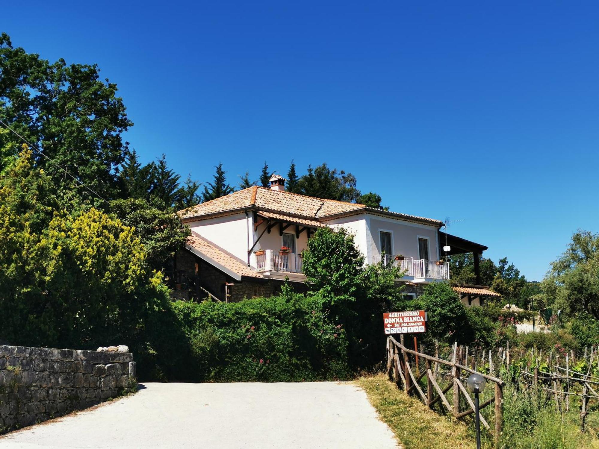 Agriturismo Donna Bianca Морманно Экстерьер фото