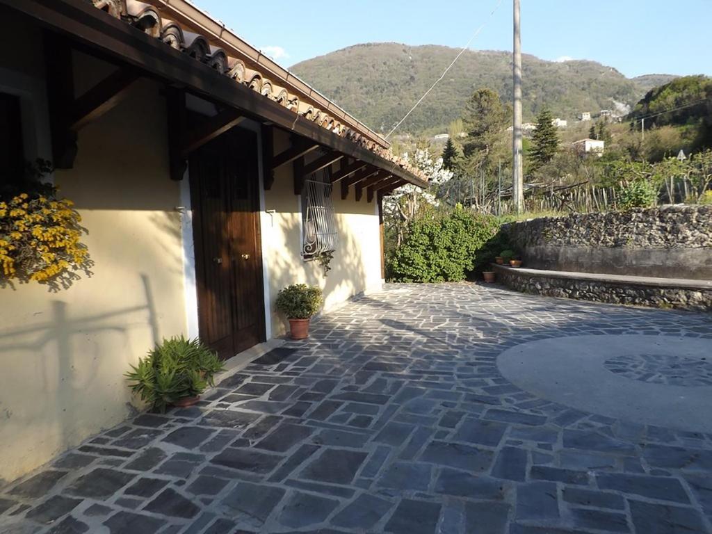 Agriturismo Donna Bianca Морманно Экстерьер фото